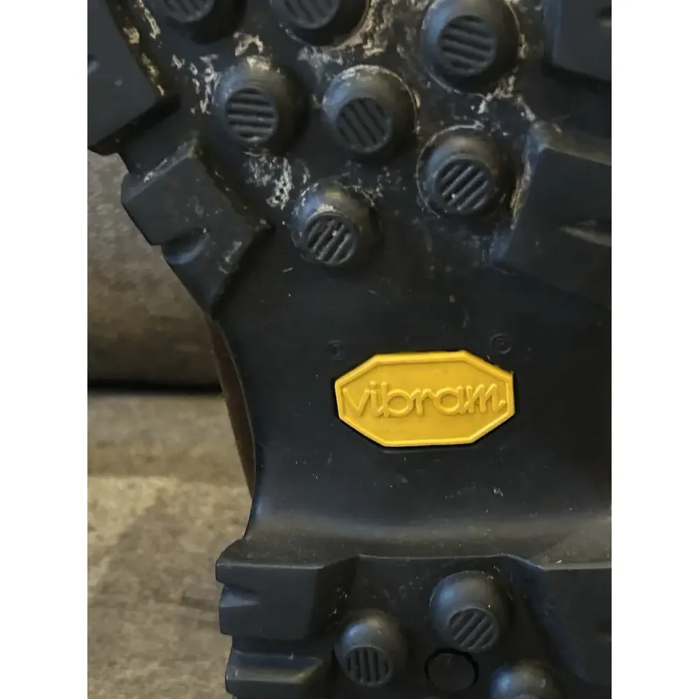 Danner embrace great
