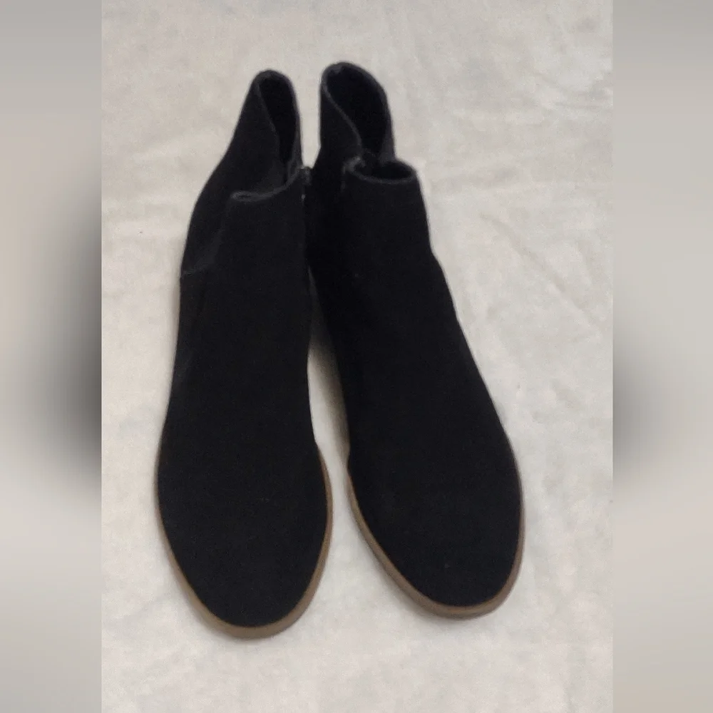 Kensie Boots for women size 9.5