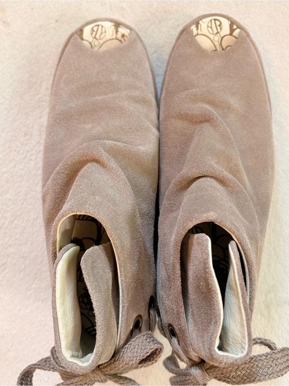 Fly London Yema Peep Toe Taupe Suede Open-Toe Wedge Booties Sz 39 — NWOT
