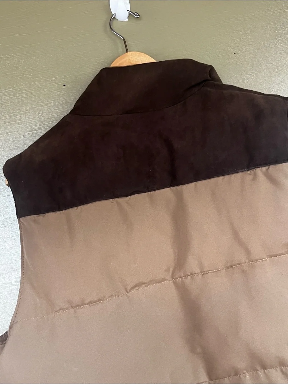 Coleman classic sleeveless