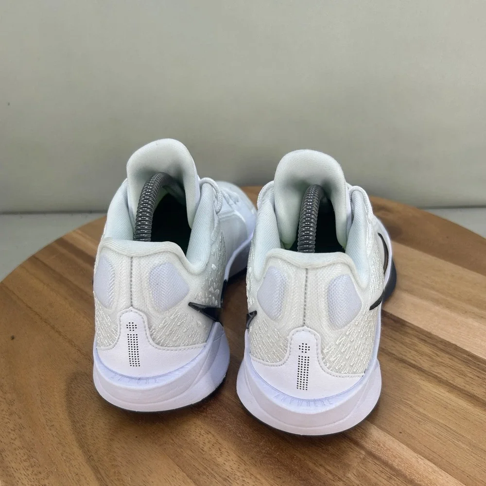 Nike item box day