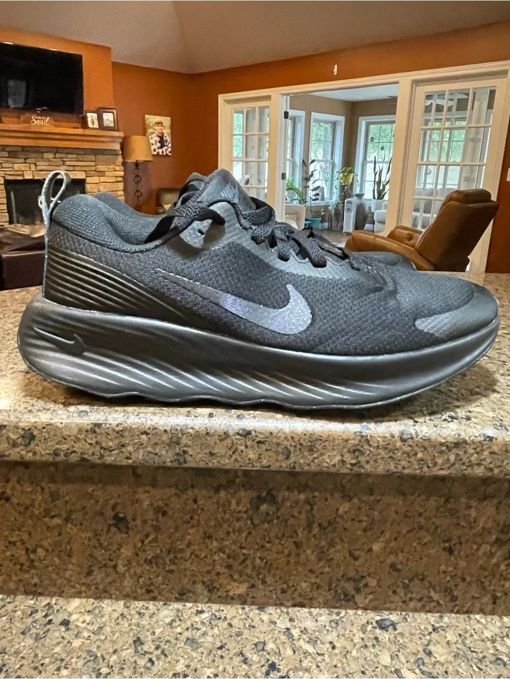 Nike grooved features