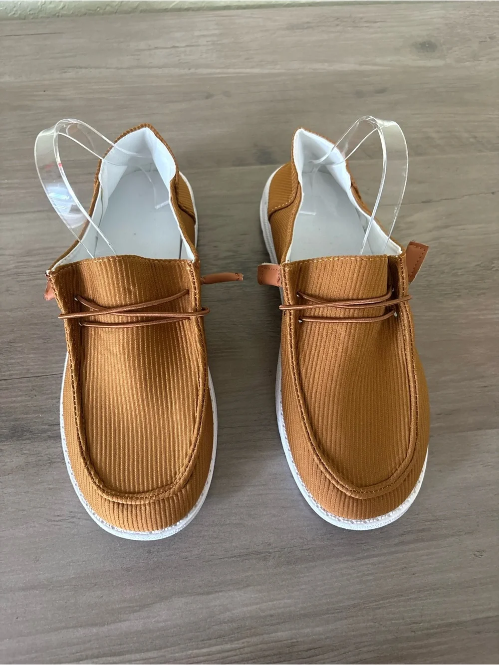 Men’s Tan Casual Slip-On Loafers EU 41 US 8 Lightweight Comfort Shoes NWOT