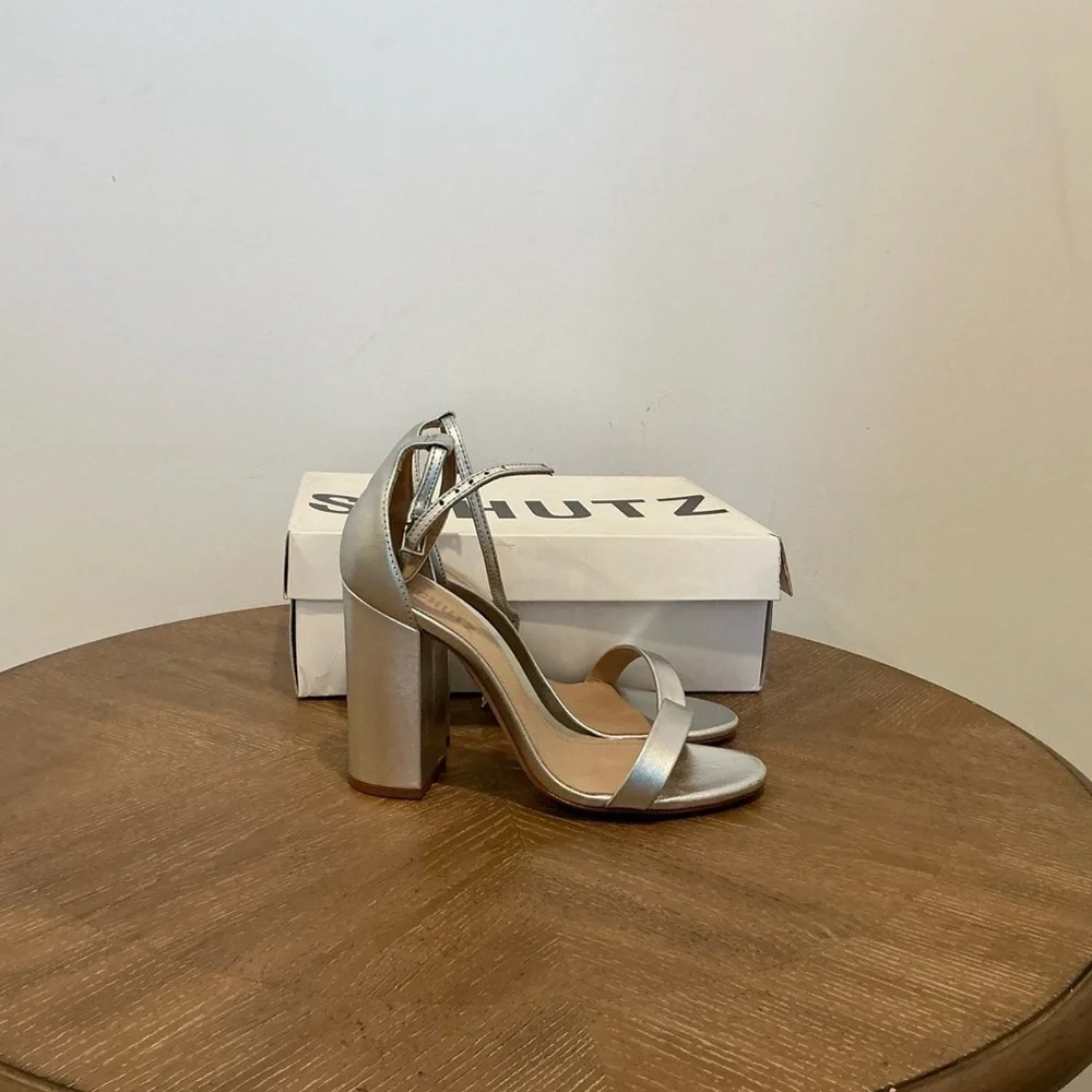 SCHUTZ cadey lee