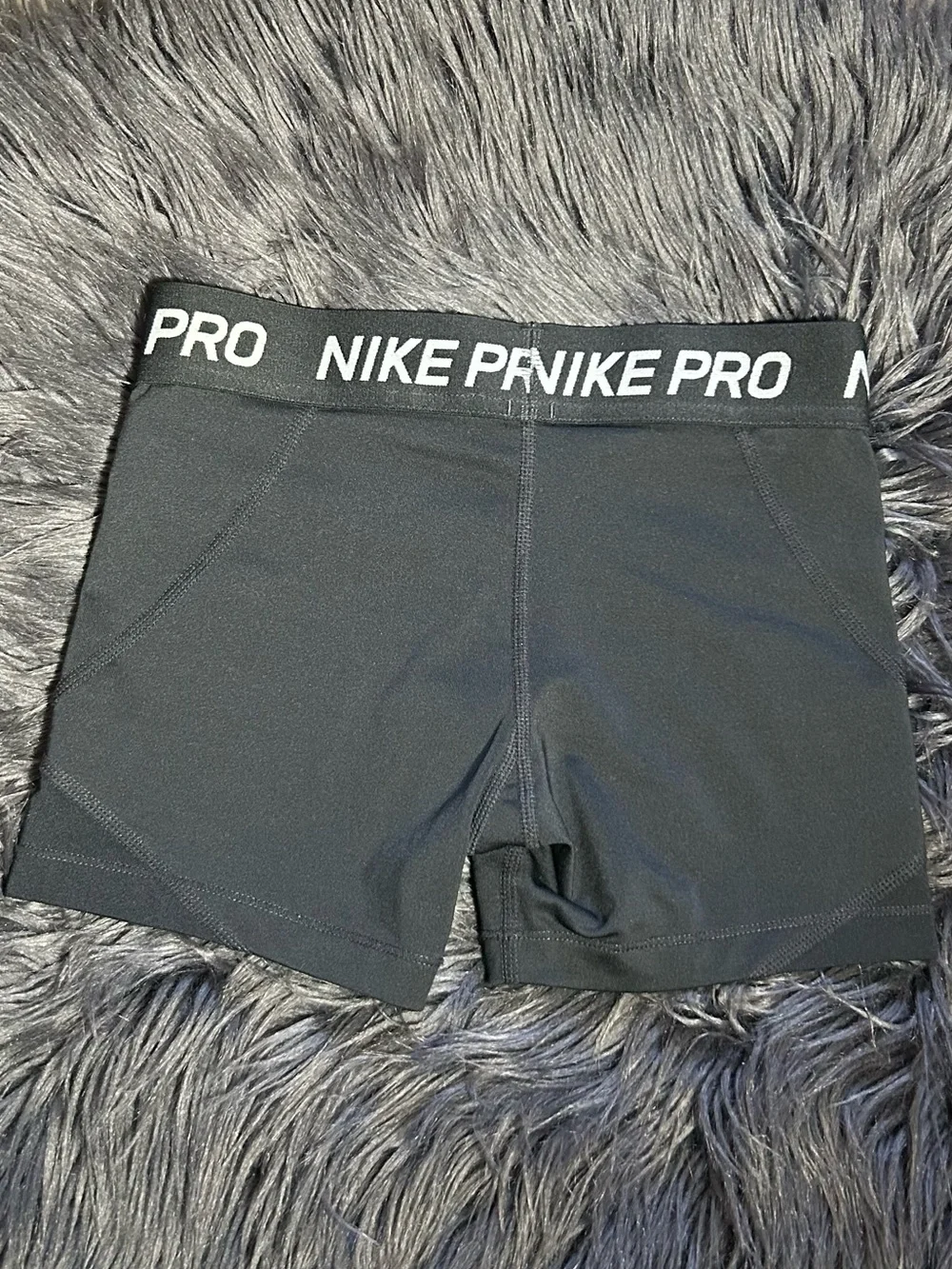 Nike women pro