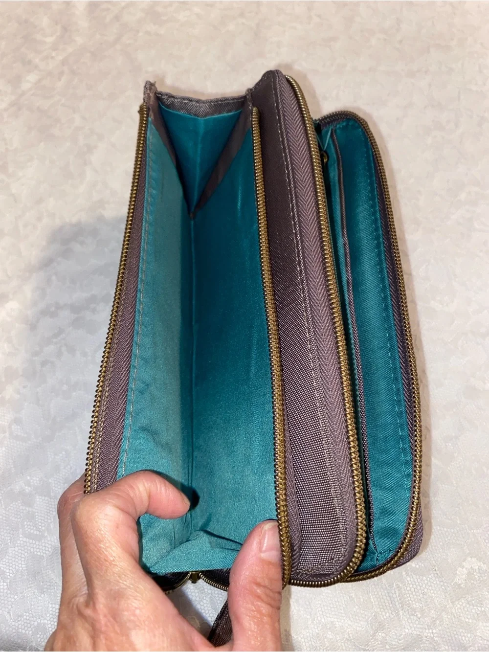Travelon quilted wristlet