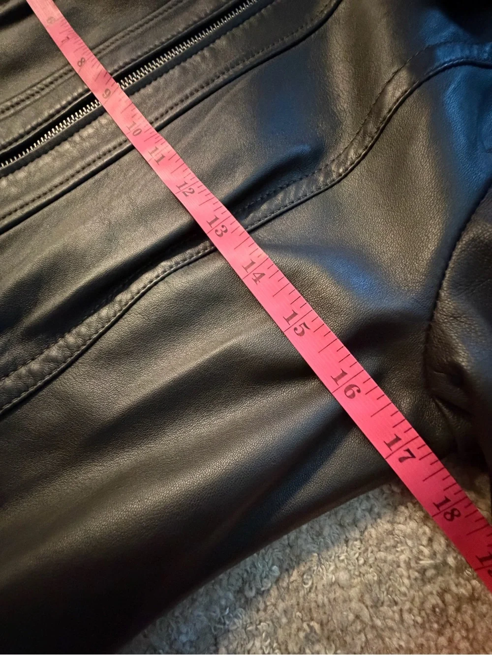 Coach features minimal