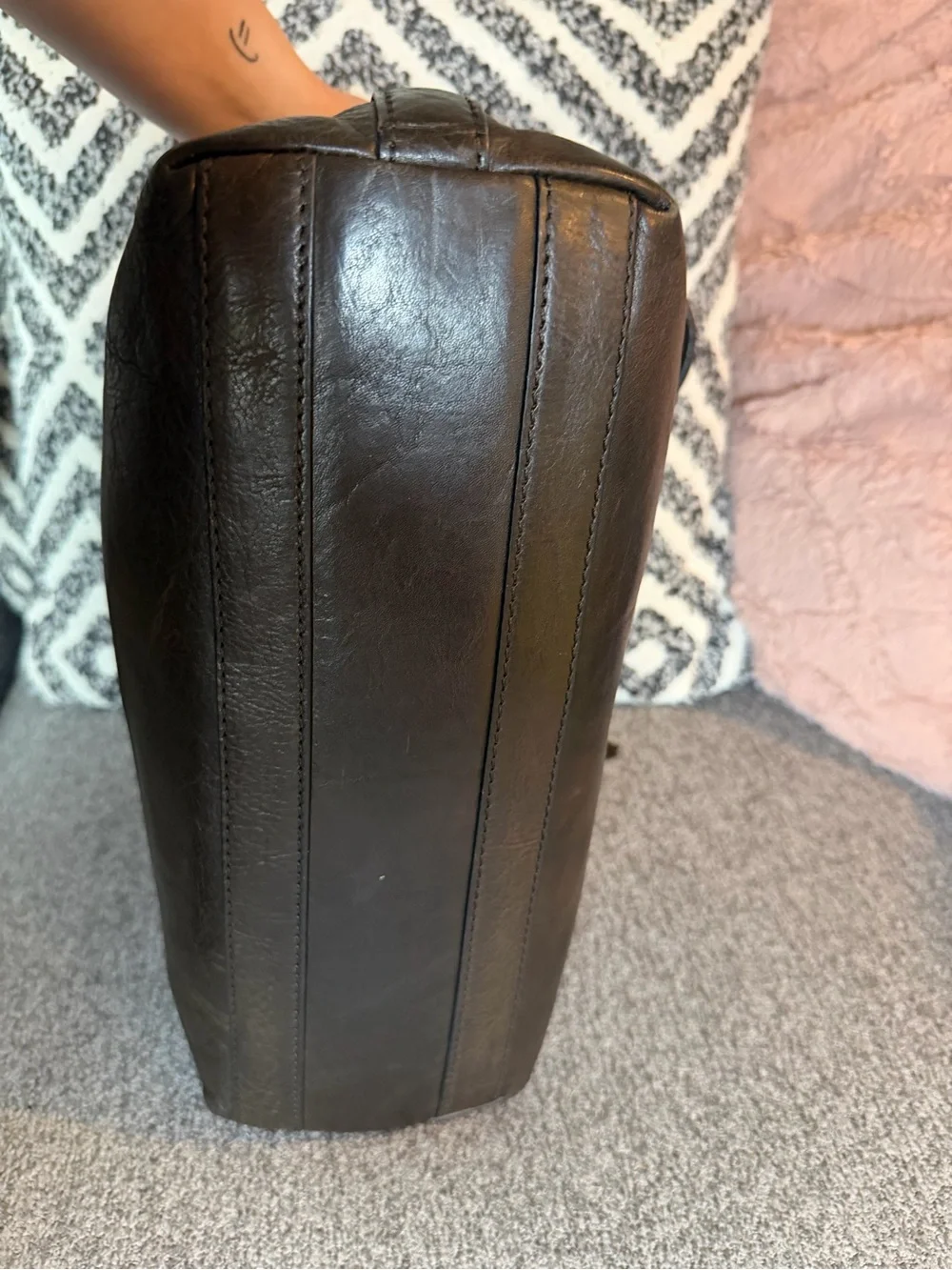 Frye soft dark