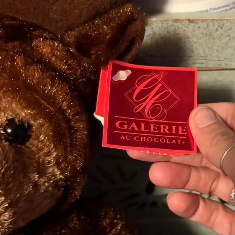 N/A adorable brown