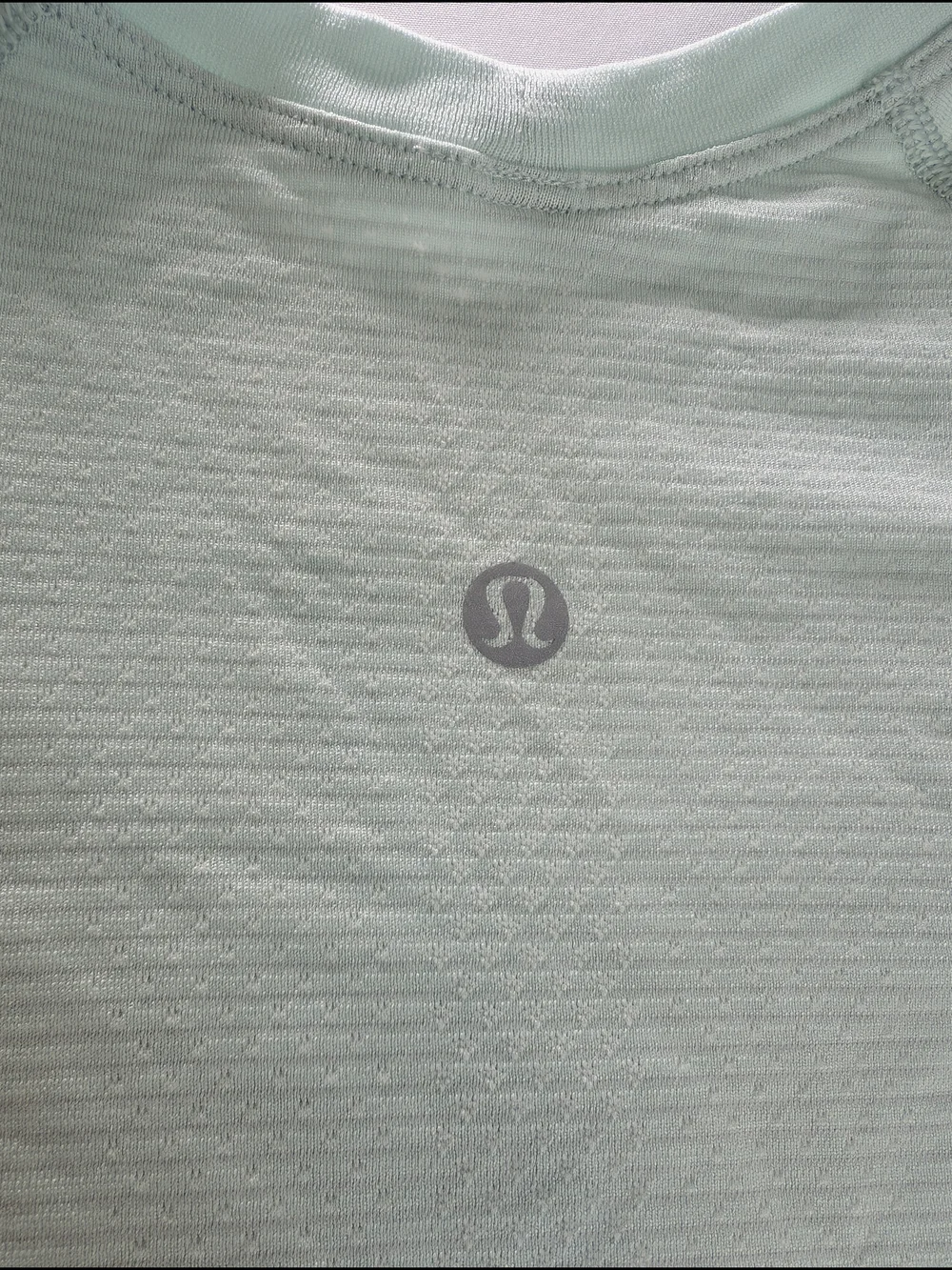 lululemon athletica excellent like