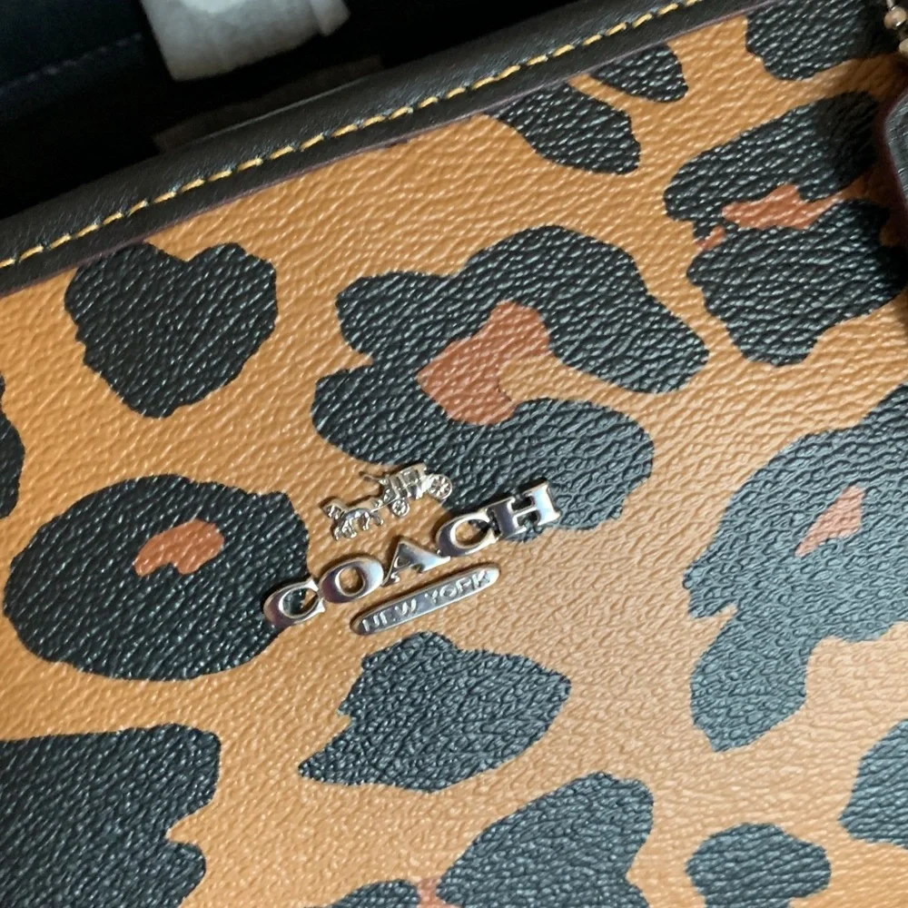 Coach classic tote