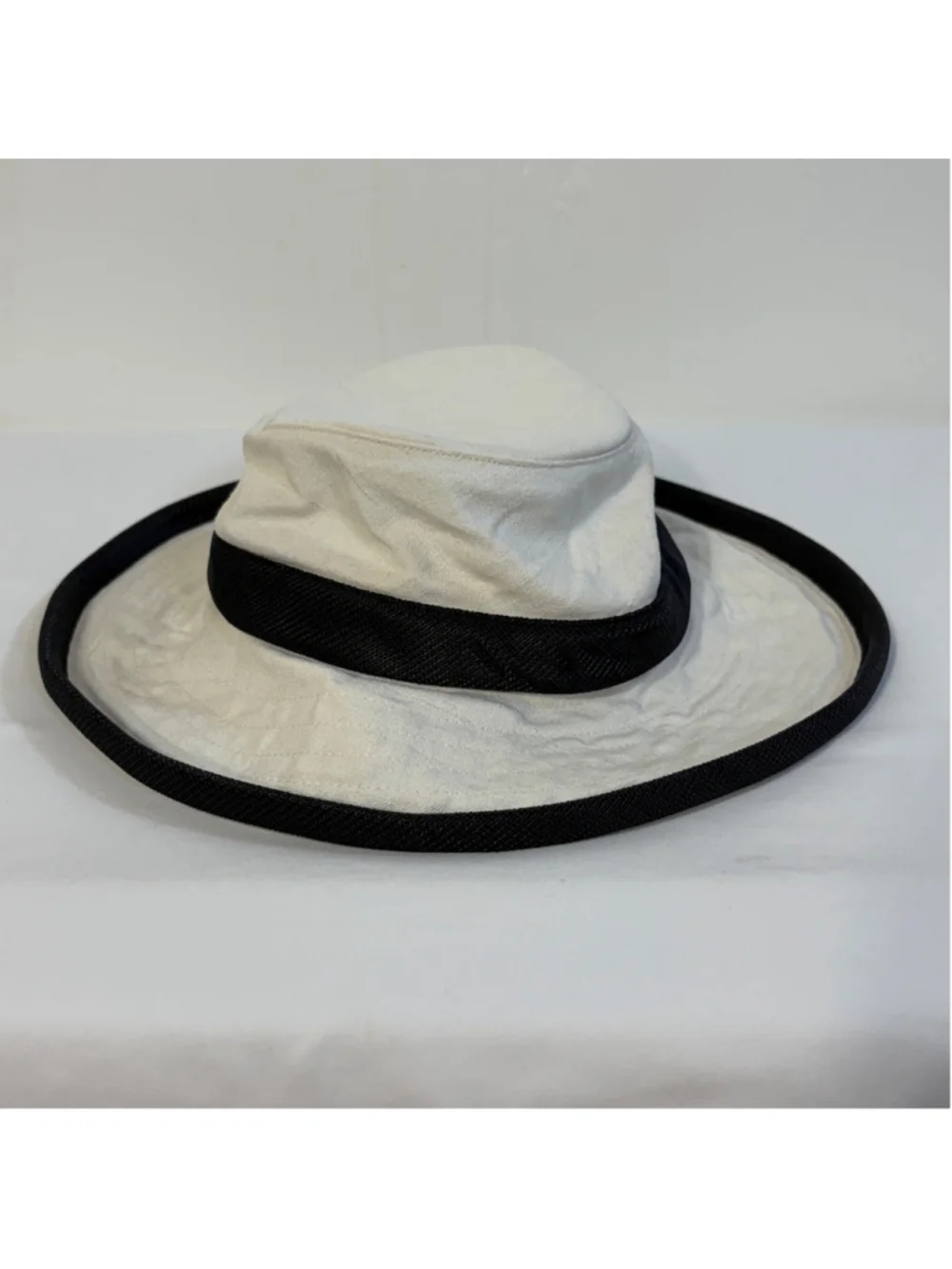 Tilley charlotte hemp