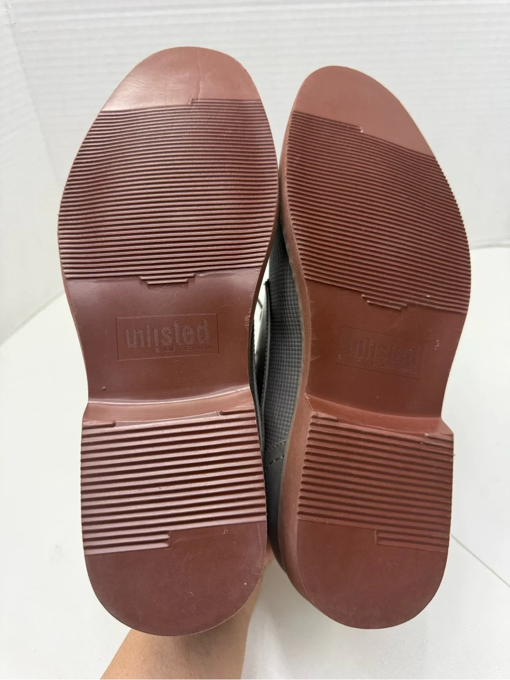 Unlisted by Kenneth Cole stylish grey