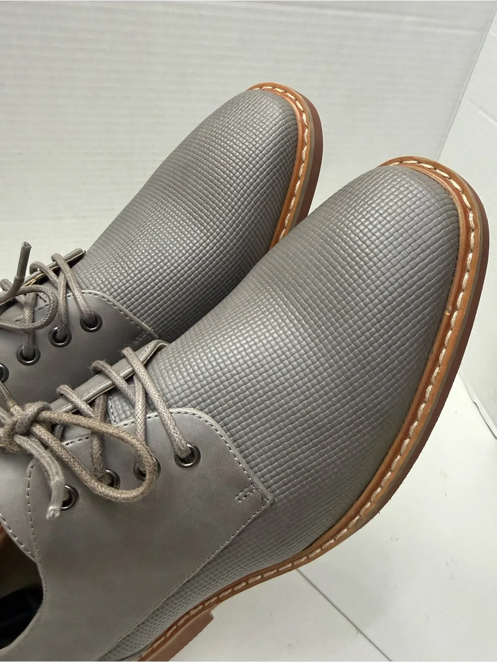 Unlisted by Kenneth Cole stylish grey