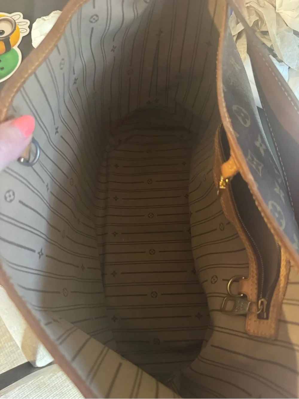Louis Vuitton wear see pattern