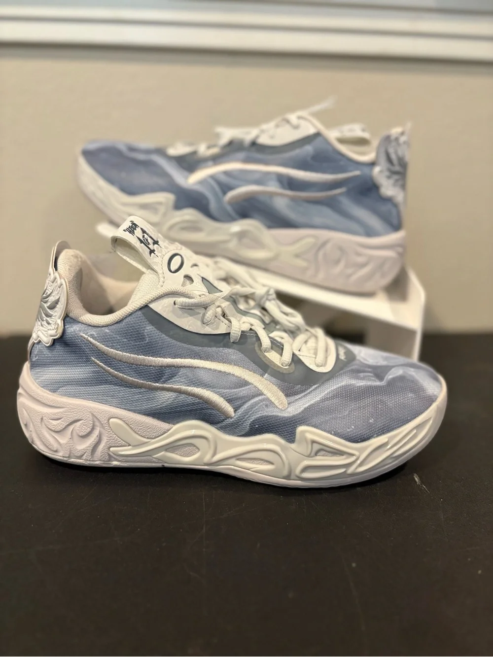Puma Lamelo Ball MB.04 Lo Team 312174-03 Feather Grey Basketball Shoe Mens Sz 7