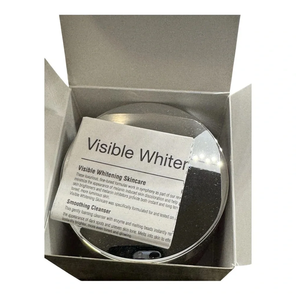 Elizabeth Arden illuminate your