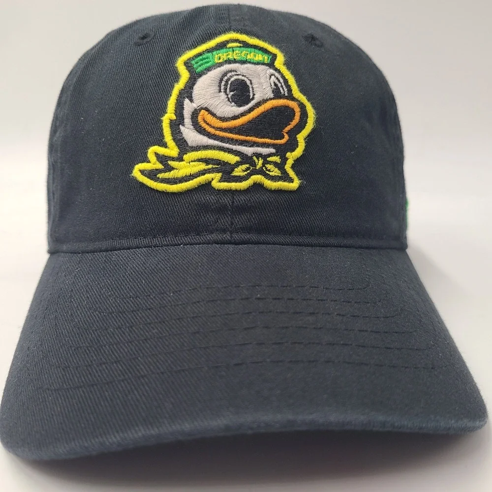 Oregon Ducks Hat Strapback Zephyr Black NCAA University‎ Puddles Mascot Logo Men
