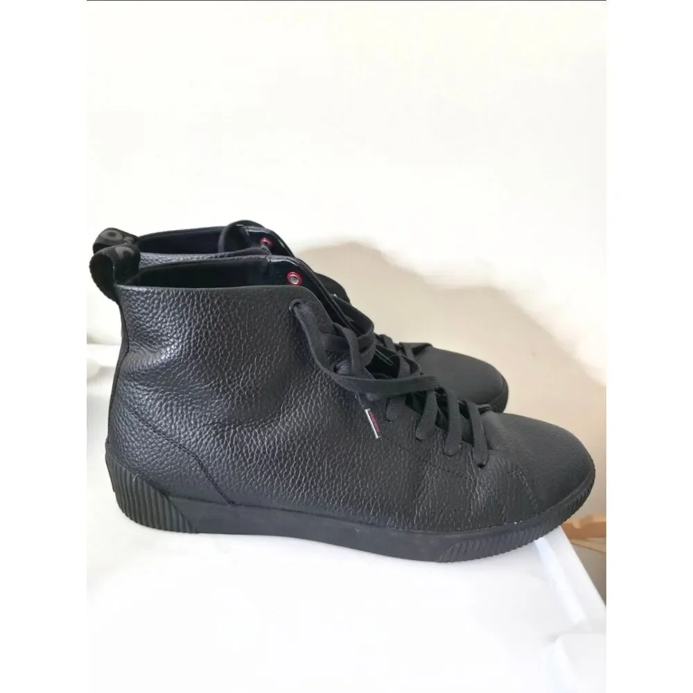 Hugo Boss size 44