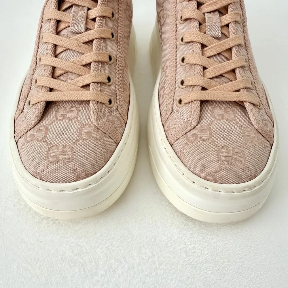Gucci good preowned