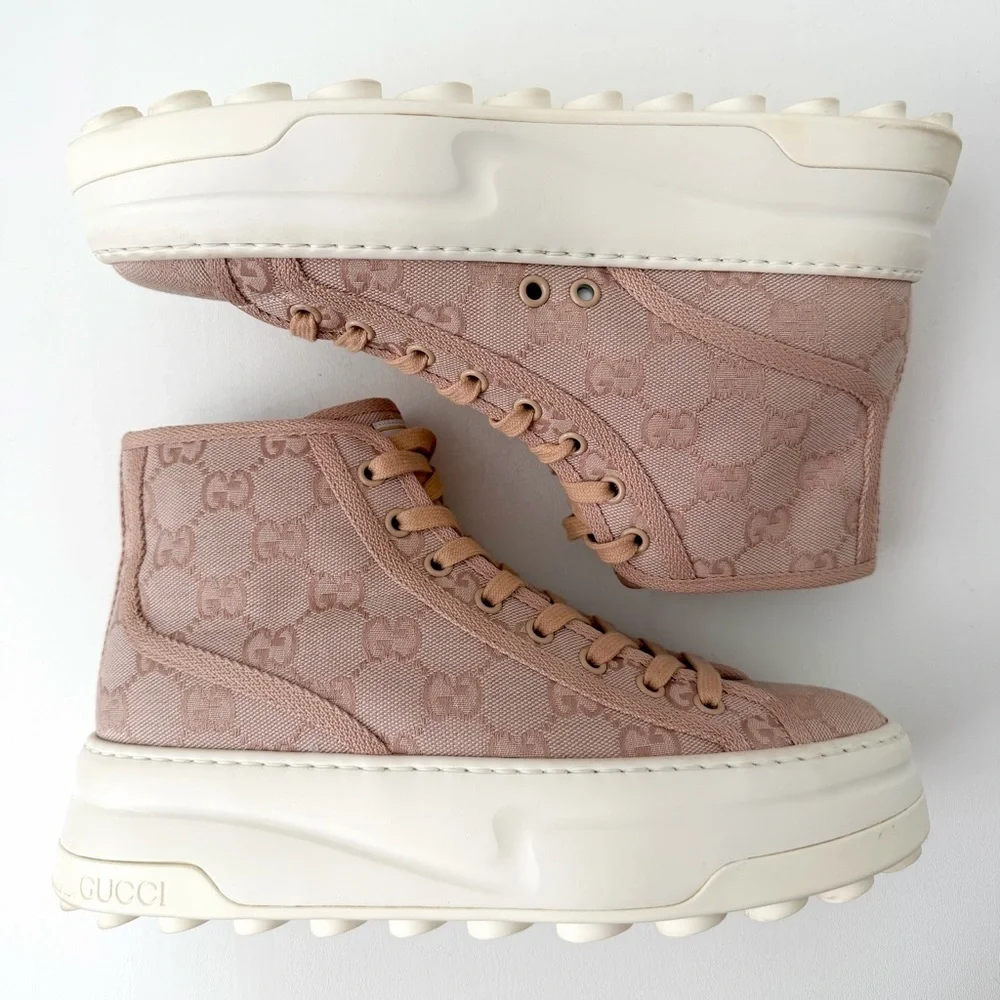 Gucci good preowned