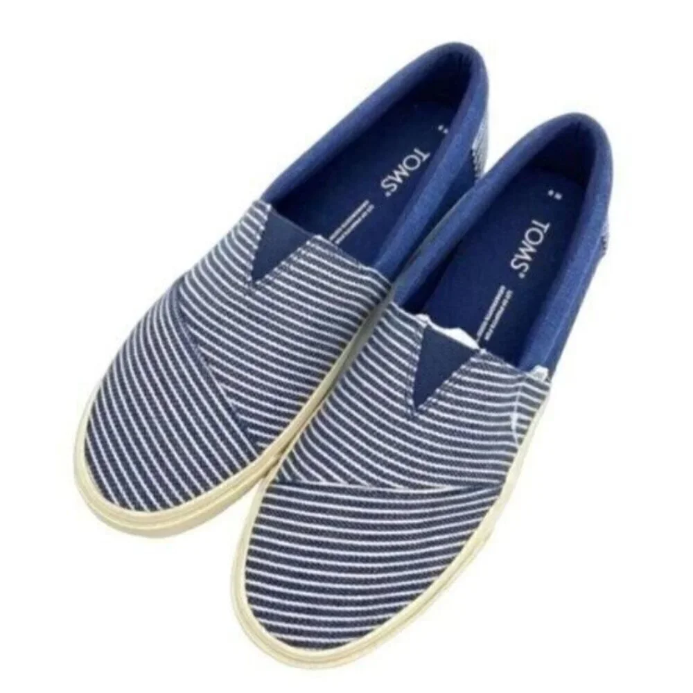 Toms slip tags