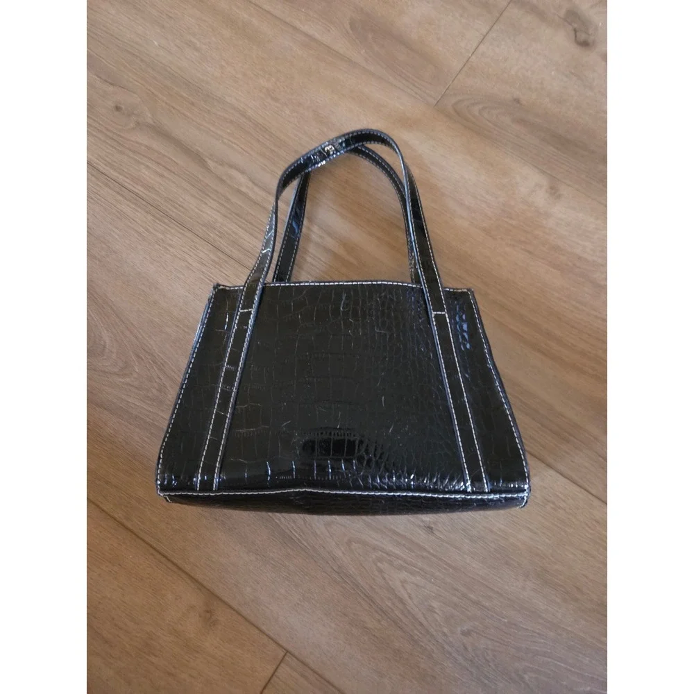 Liz Claiborne liz claiborne