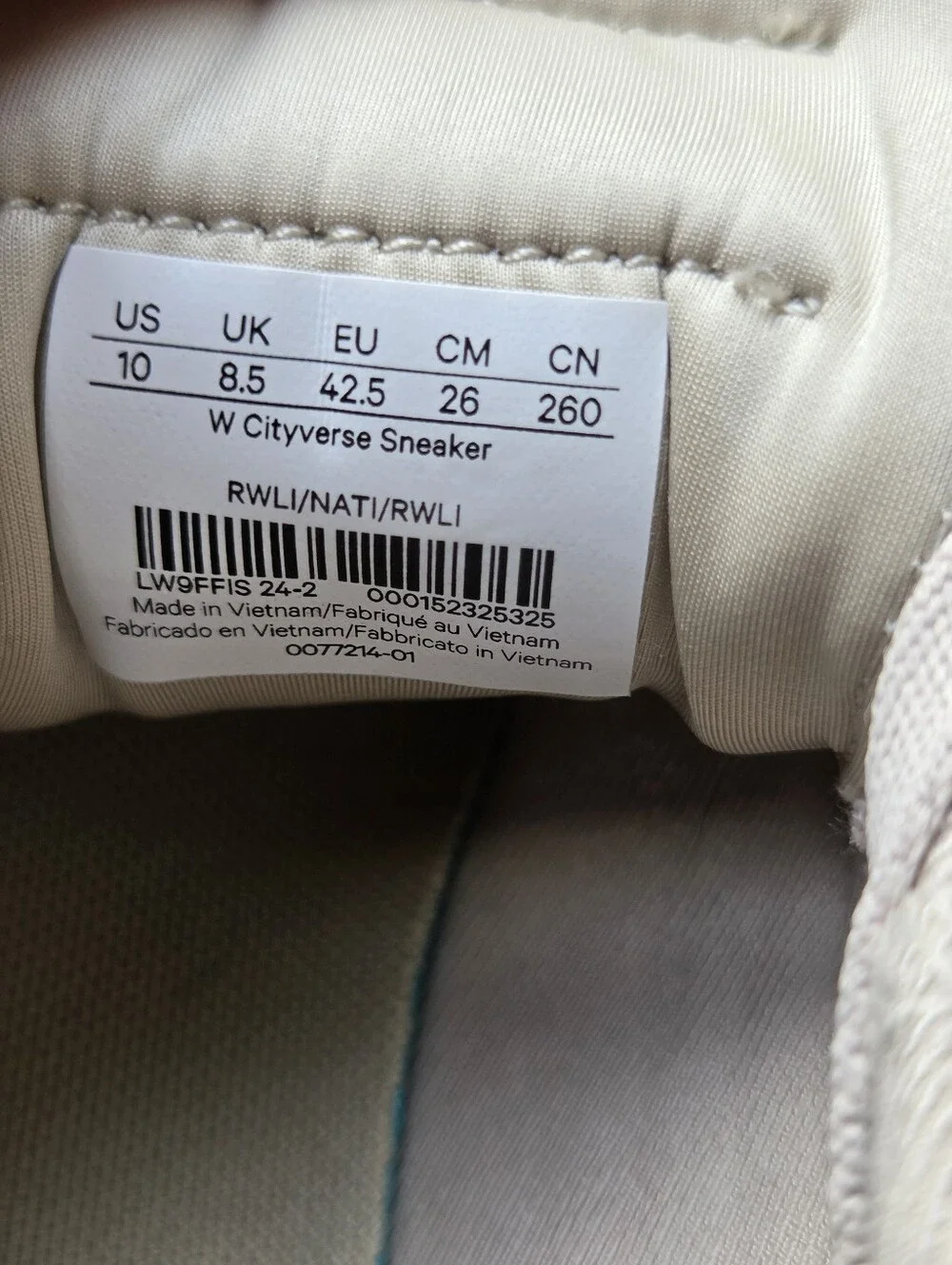 lululemon athletica pre owned