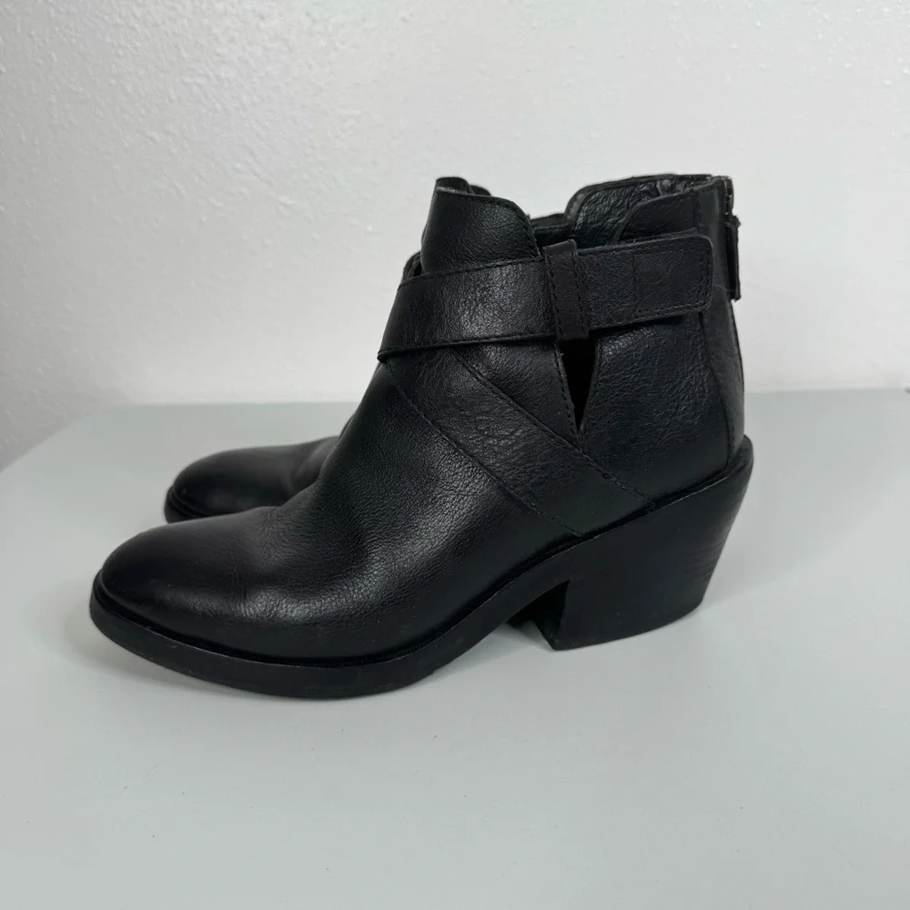 Eileen Fisher eileen fisher