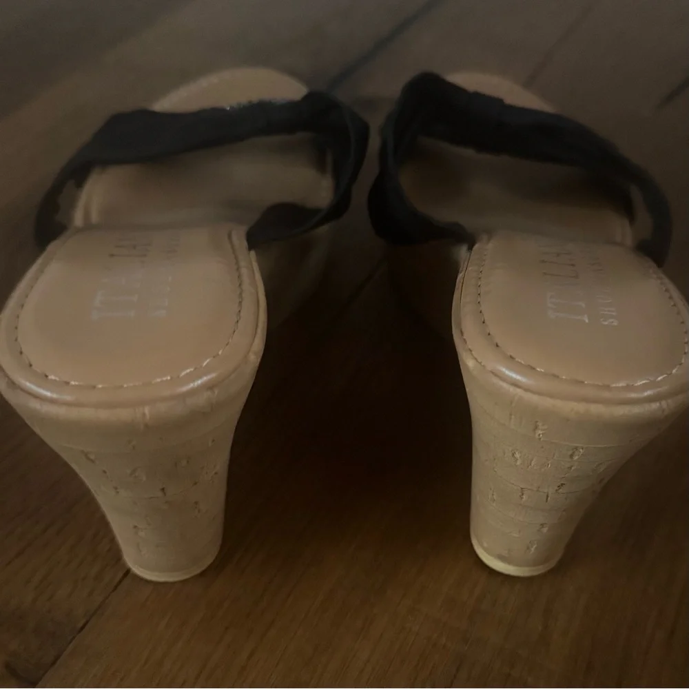 Italian Shoemakers footbed comfortable