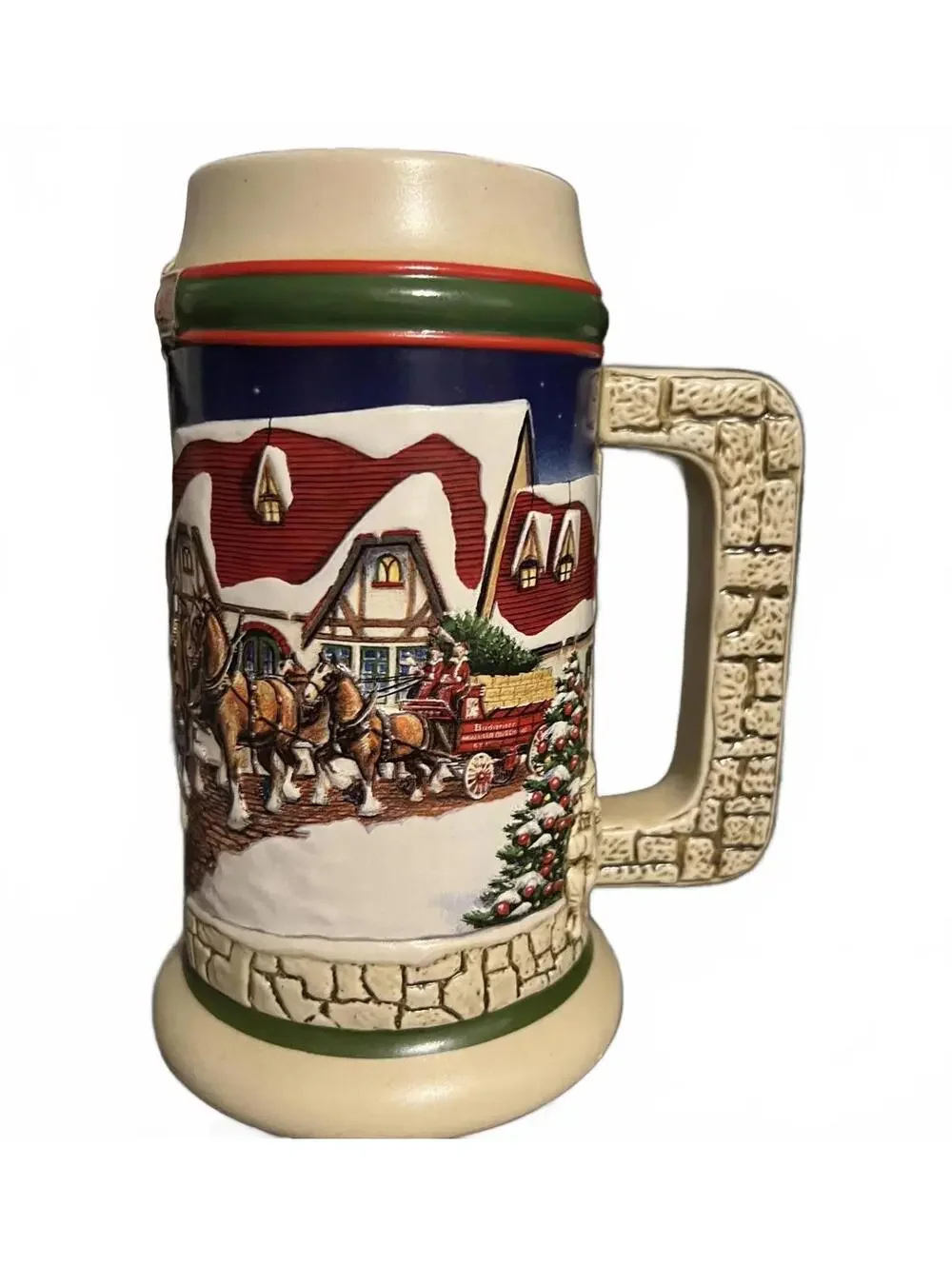 Budweiser celebrate holidays