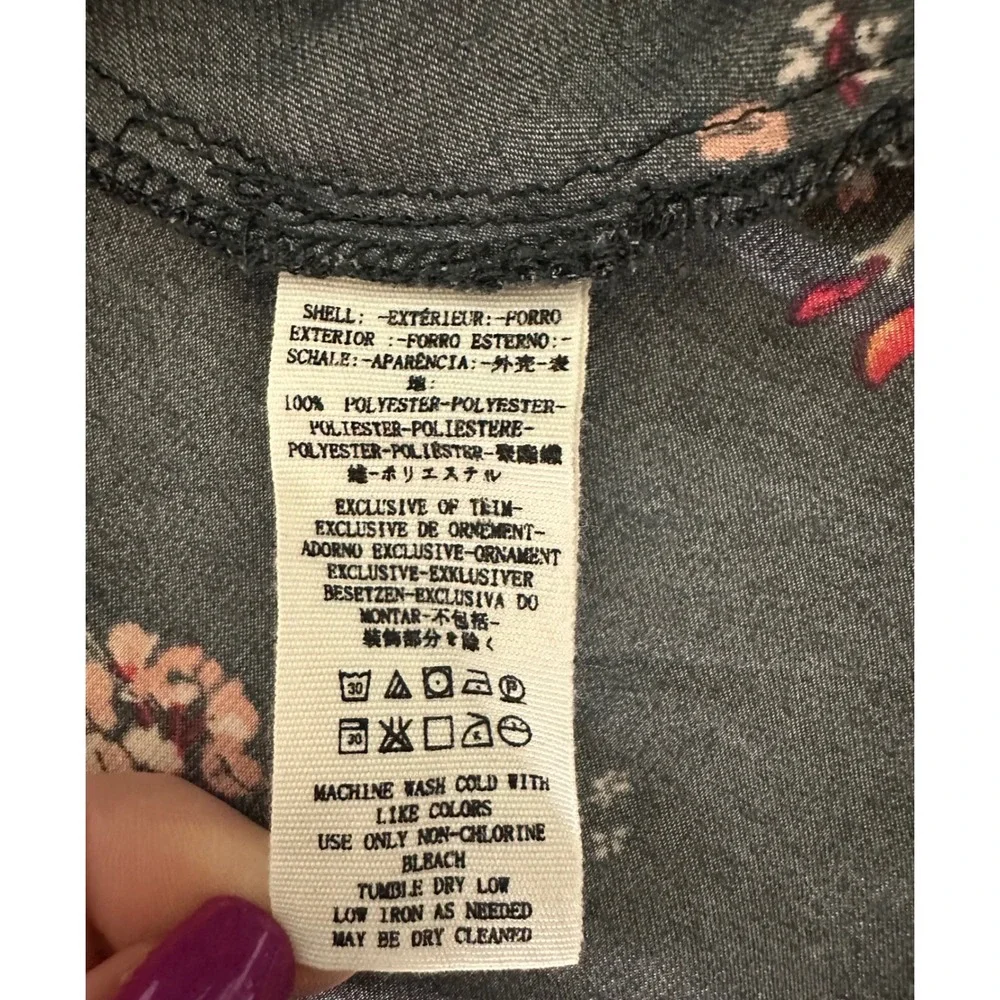 Free People smocked flat flaws