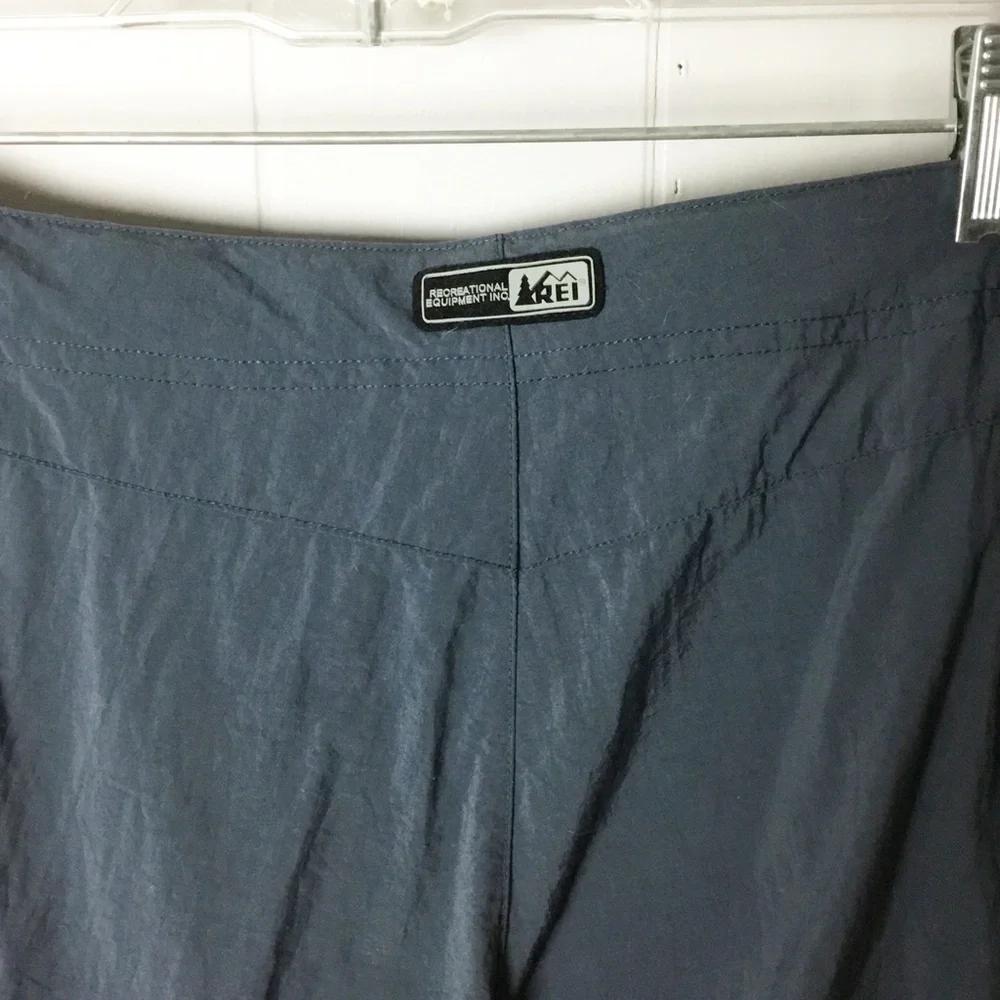 REI men cargo