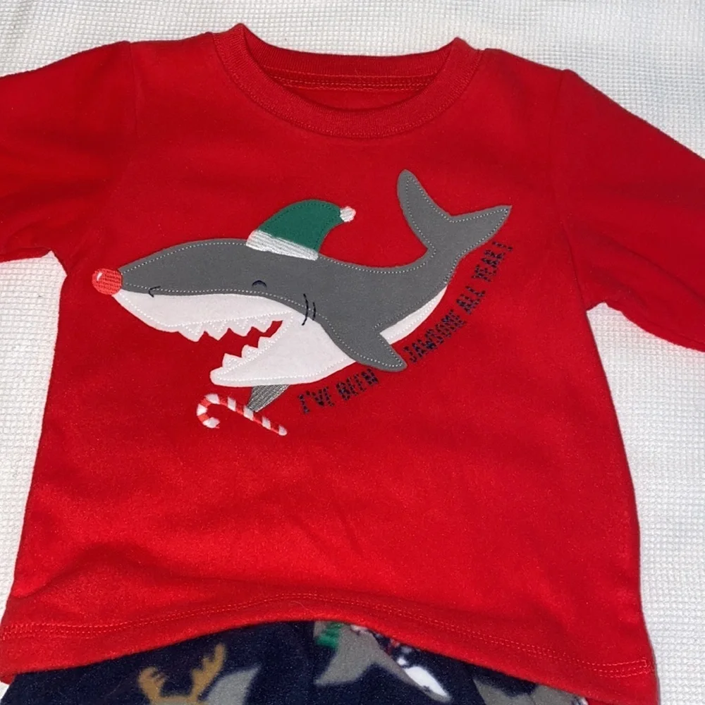 Carters pieces red