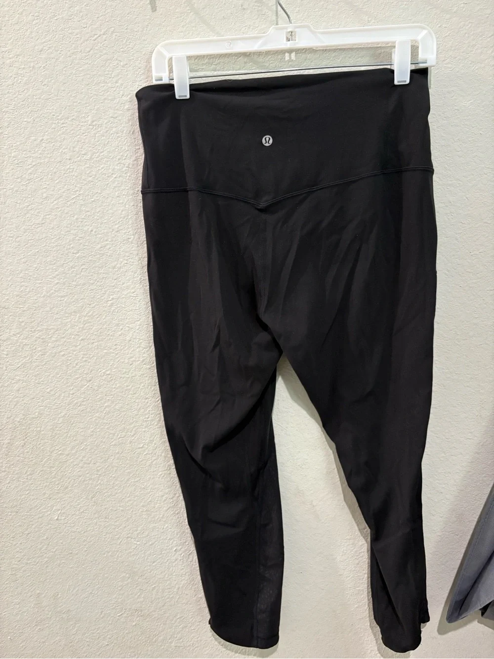 lululemon athletica form fitting