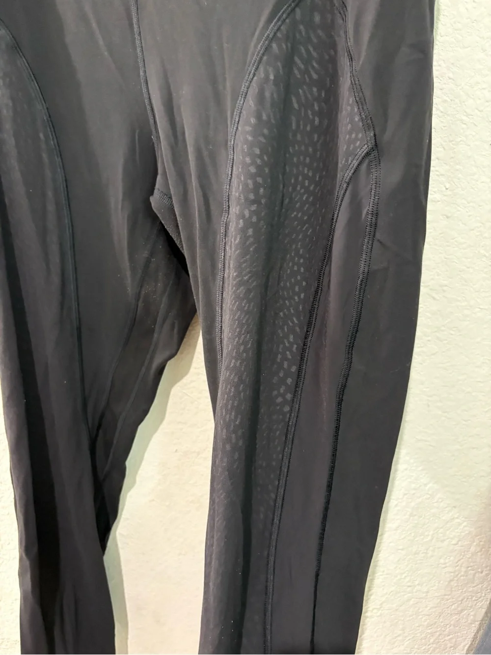 lululemon athletica form fitting