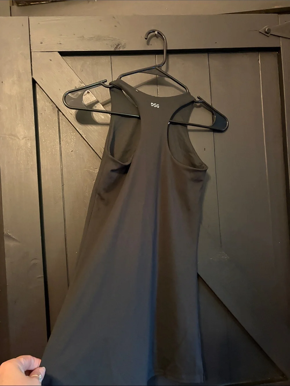 DSG sleek sleeveless