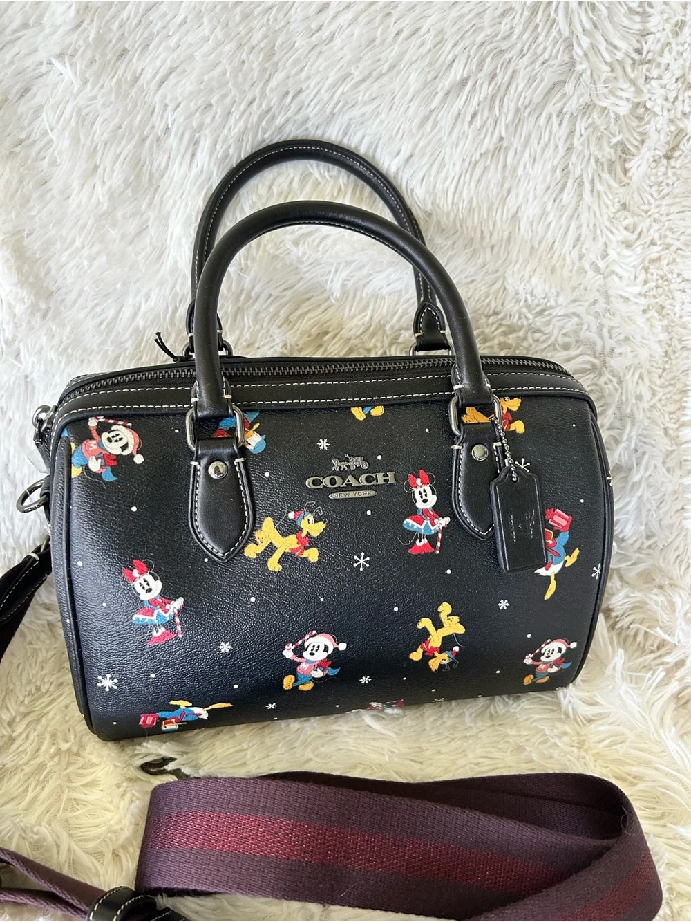 Coach strap logo