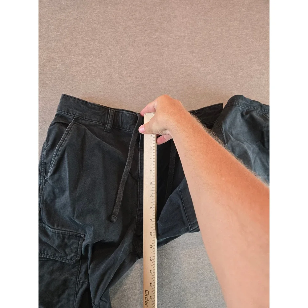 Uniqlo cargo pants