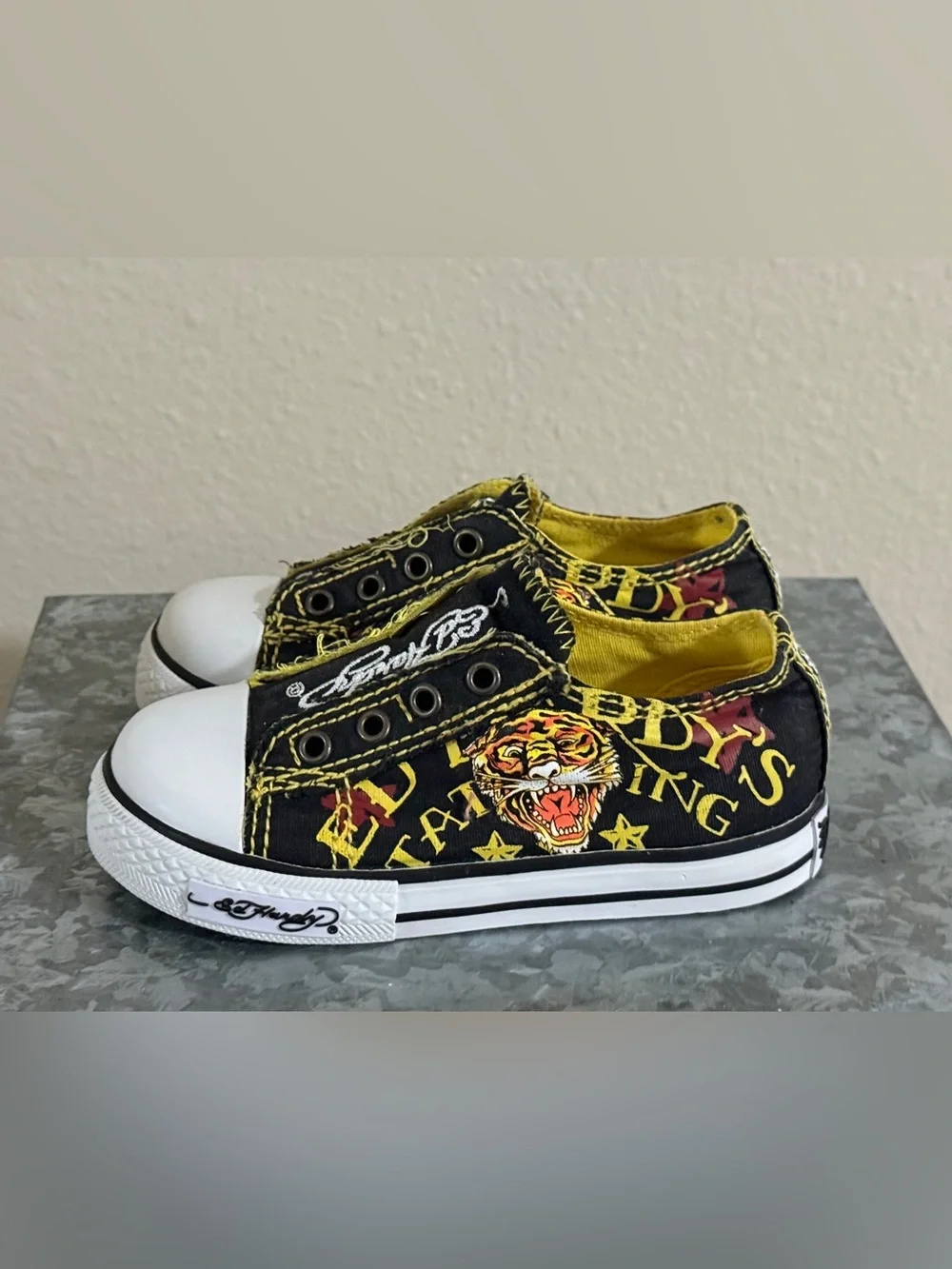 Ed Hardy canvas lining uppers