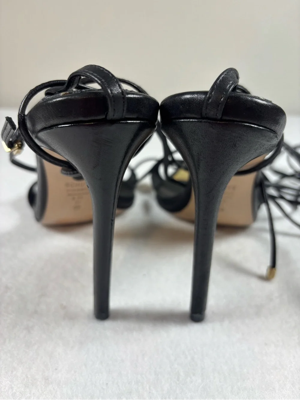 SCHUTZ elevate your