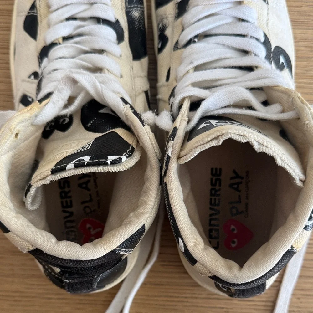 Comme des Garcons PLAY size us