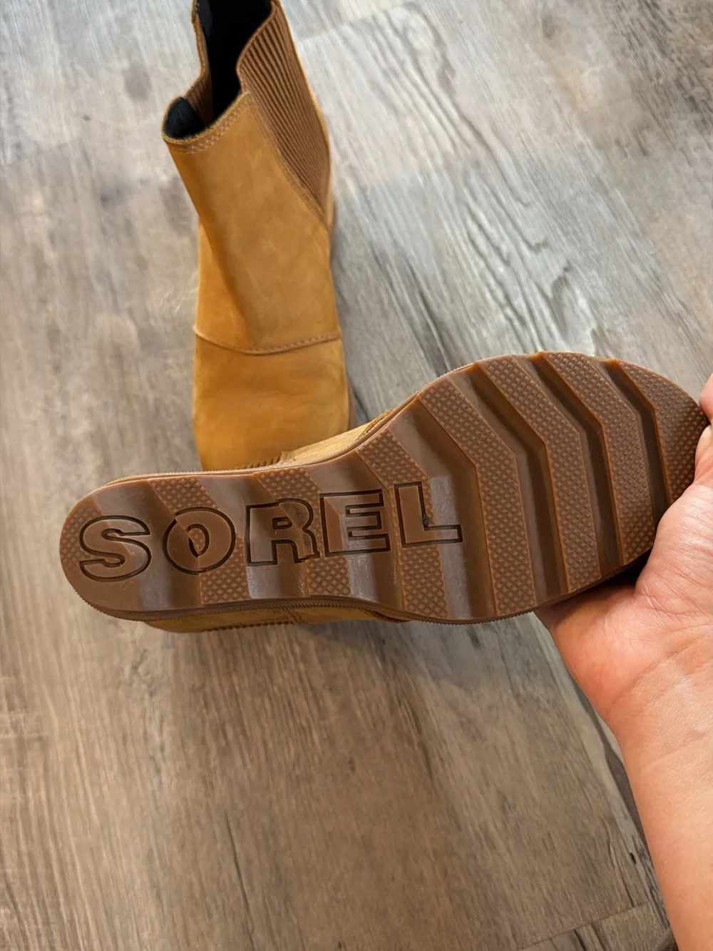 Sorel wedge ankle