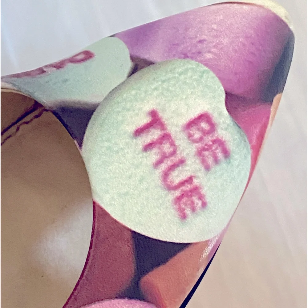 tuk festive valentine