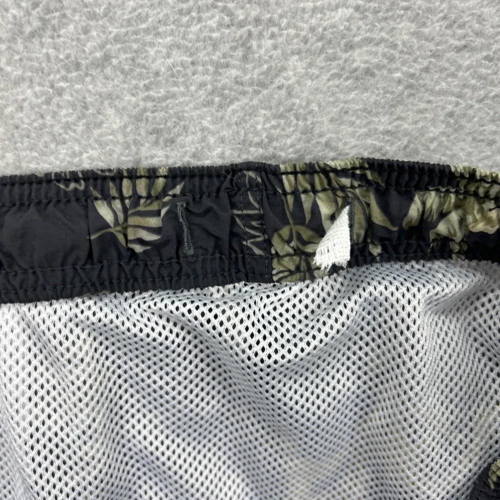 Tommy Bahama please review