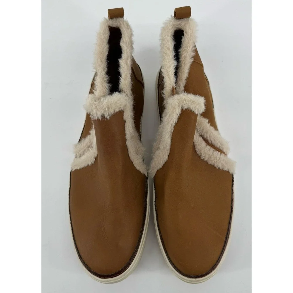 Toms cozy stylish