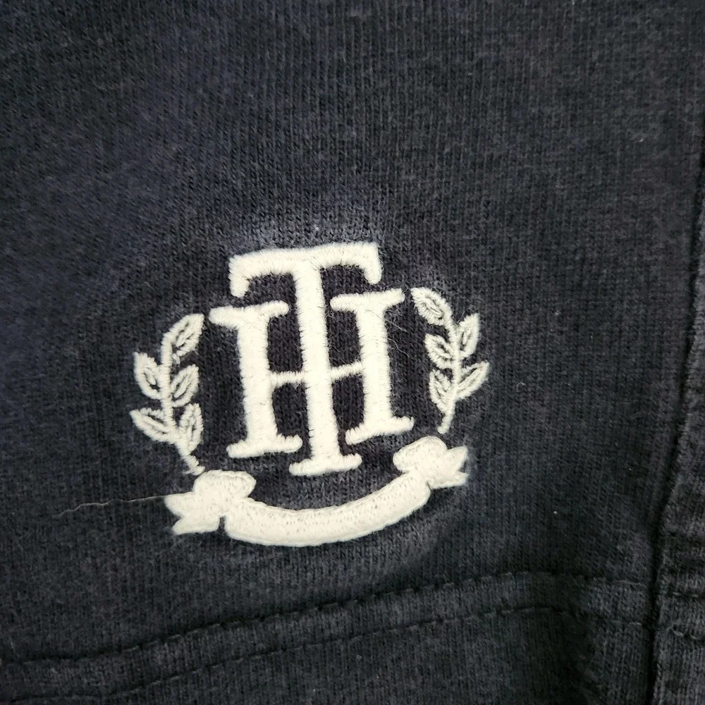 Tommy Hilfiger product pair