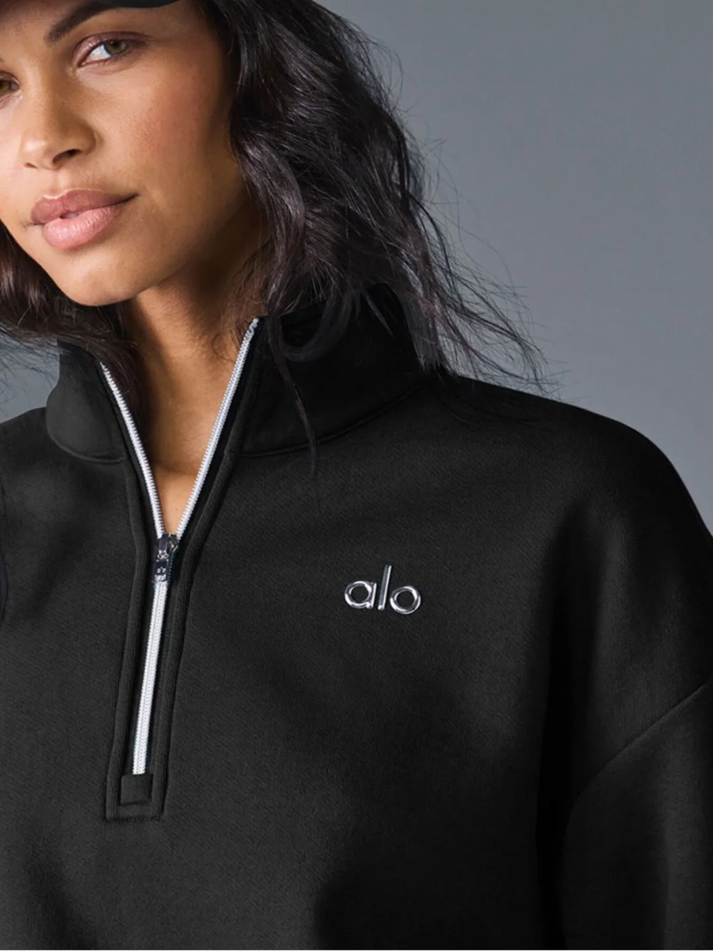 ALO Yoga zip it’s just