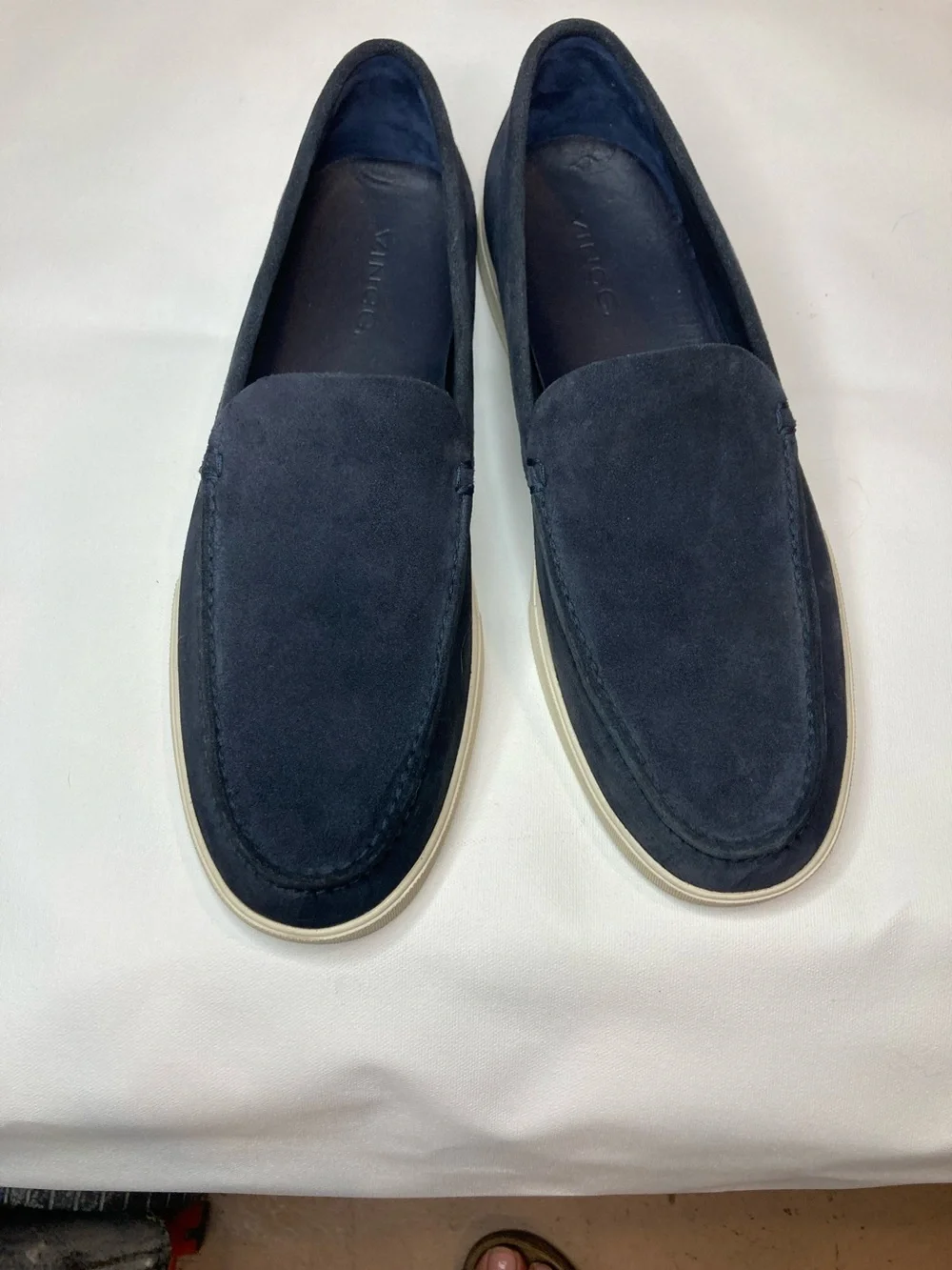 Vince suede upper