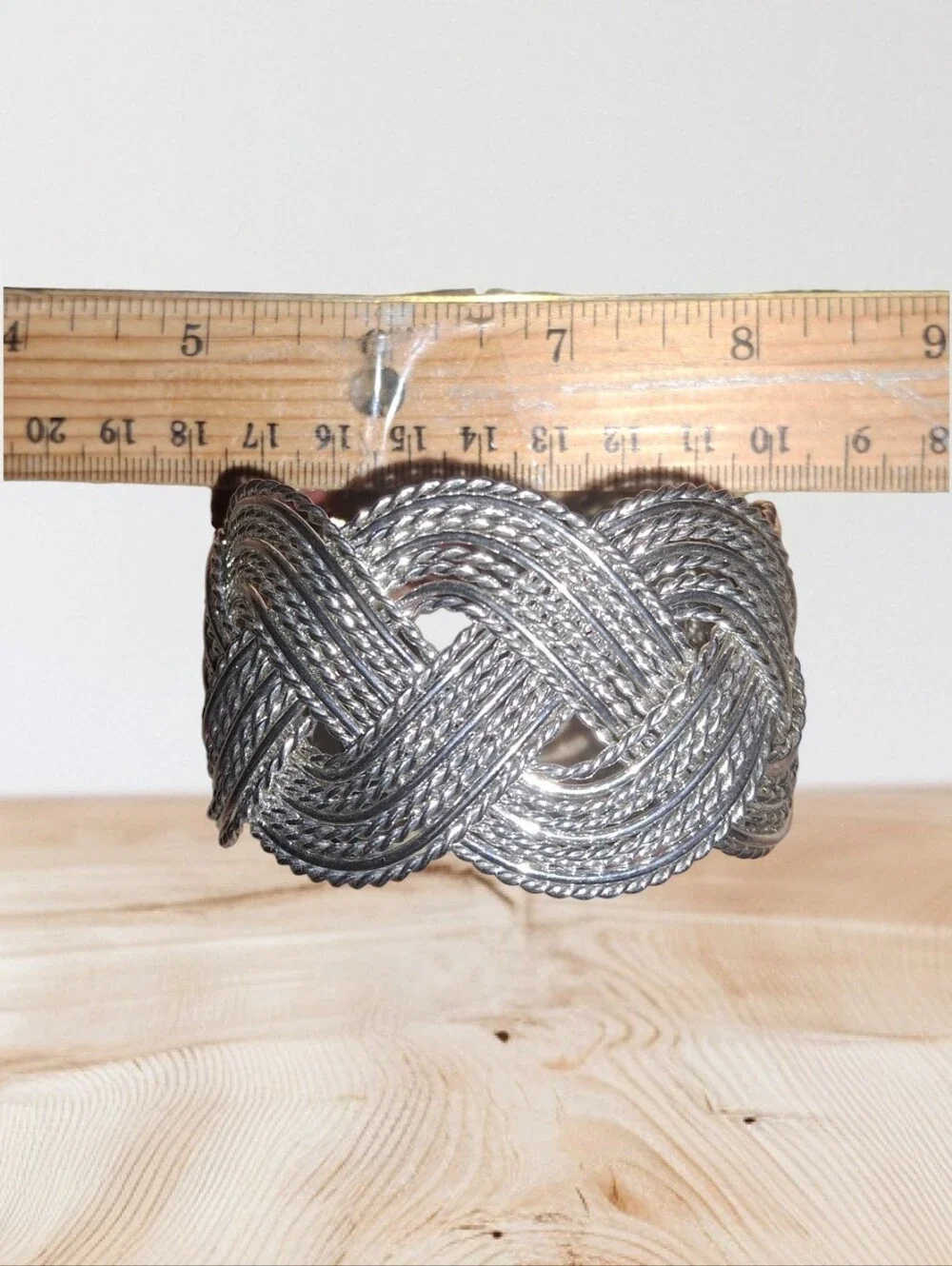 None statement cuff